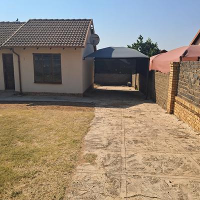 House For Rent in Tlhabane West, Rustenburg