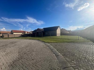 Townhouse For Sale in Waterkloof, Rustenburg