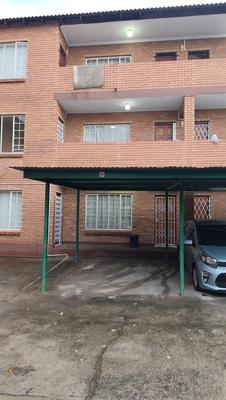Apartment / Flat For Sale in Rustenburg Central, Rustenburg