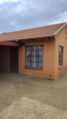 House For Sale in Boitekong, Boitekong
