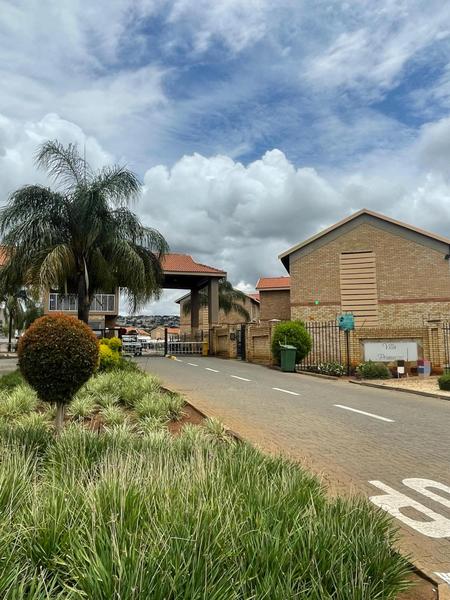 Apartment / Flat For Rent in Waterval, Rustenburg